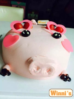 维尼蛋糕_你是小猪 造型创意定制蛋糕 口感超越吉米的厨房