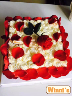 维尼蛋糕——玫瑰花语造型创意定制蛋糕 口感超越吉米的厨房