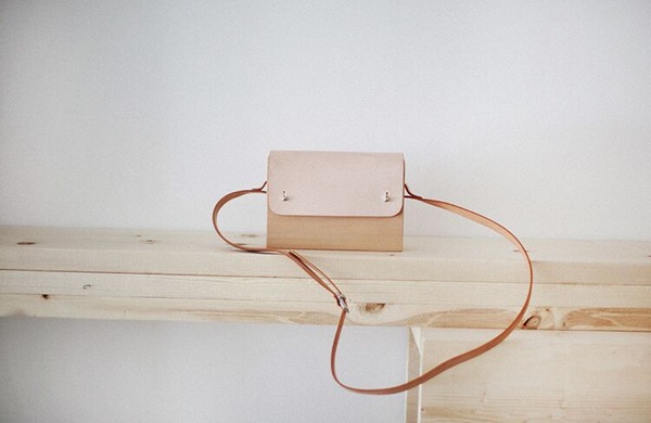 f2studio实木植鞣 手工真皮女包斜挎包小方包 复古简约单肩包