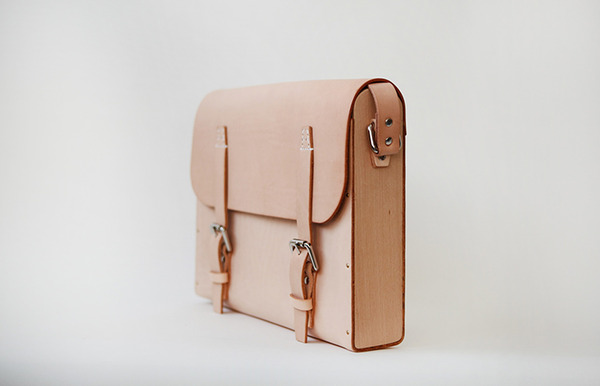 f2studio头层牛皮手工实木 复古单肩包植鞣真皮男包英伦 邮差包