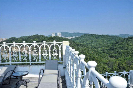 拱北口岸无敌海景复式六房生日轰趴套房-13