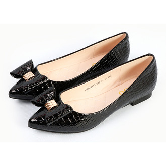 春夏季新款蝴蝶结PU平跟优雅尖头浅口女鞋W40126