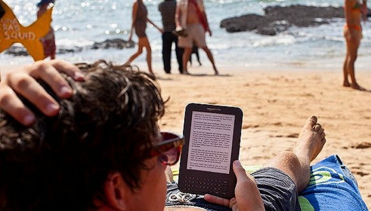 屏幕疲倦使英国人转投纸质书