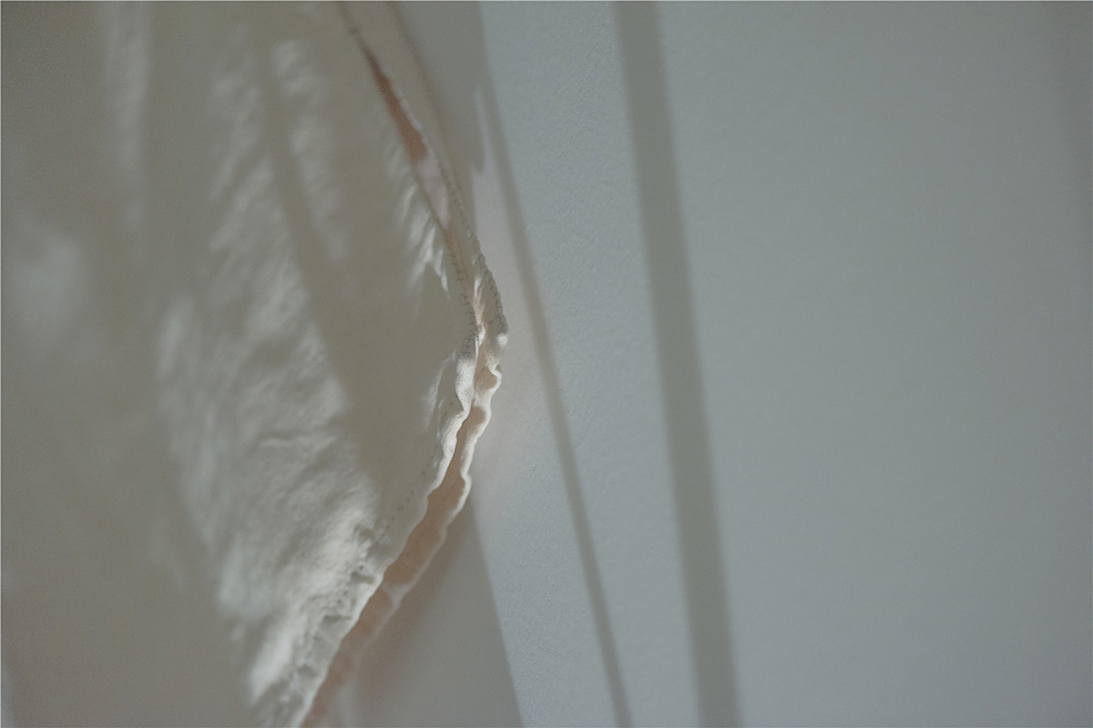 看时装与艺术「一丝之隔」怎么对话