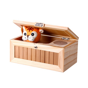 生日礼物老婆don&#39;t touch超级无聊的盒子小老虎创意礼品