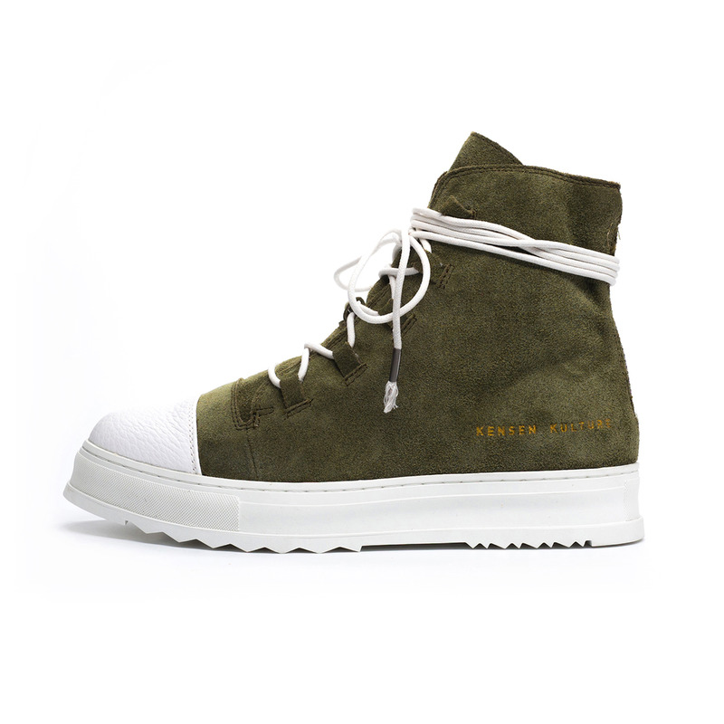 THICK FLATFORM HI-TOP SUEDE BOOTS