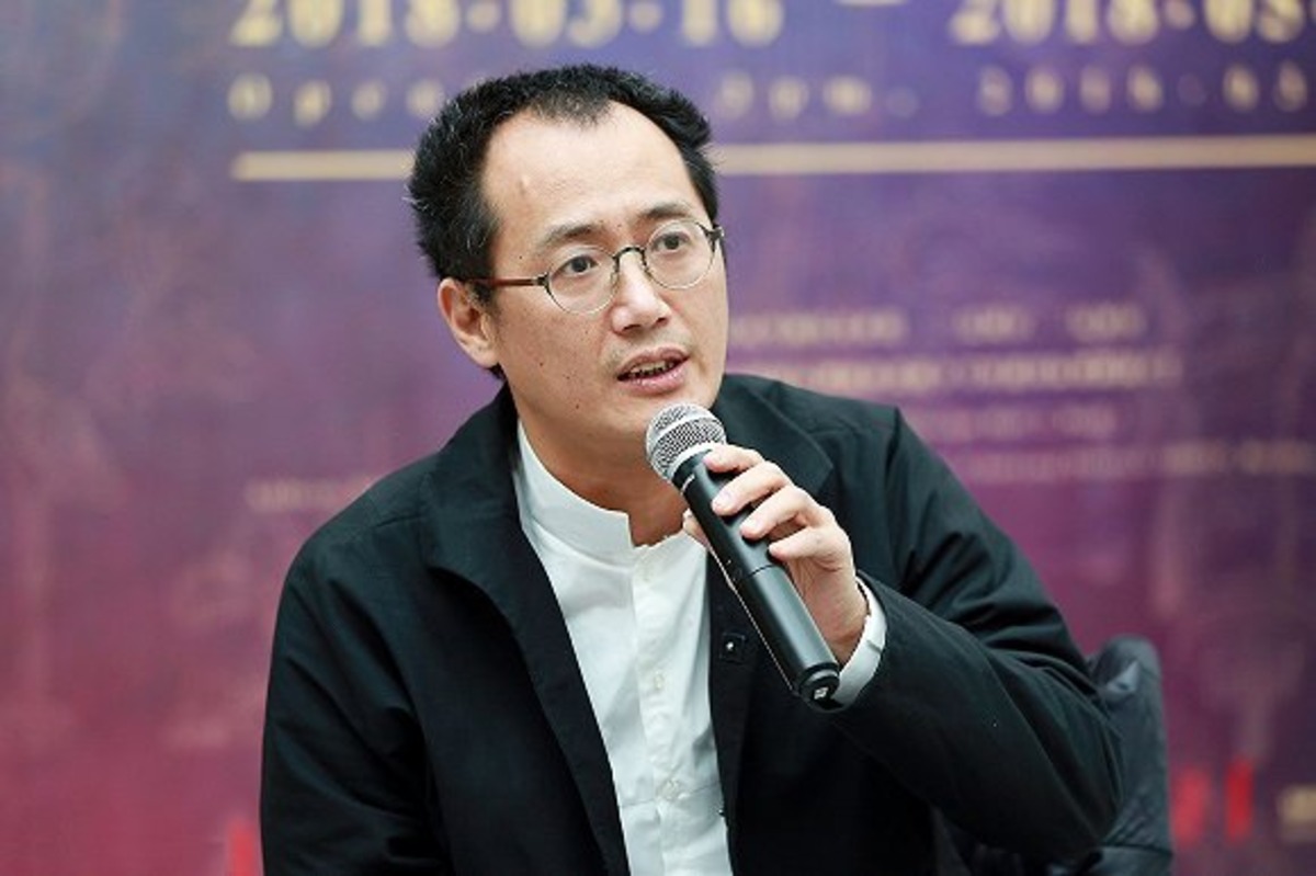 “邱注上元灯彩计划”：历史宿命论的另一种解读