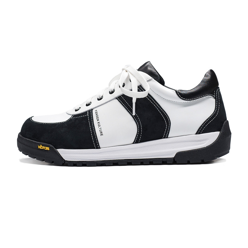 LOW-TOP OUTDOOR LACE-UP TRAINER
