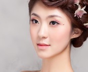 深圳婚礼化妆师上门服务-焦点美工作室