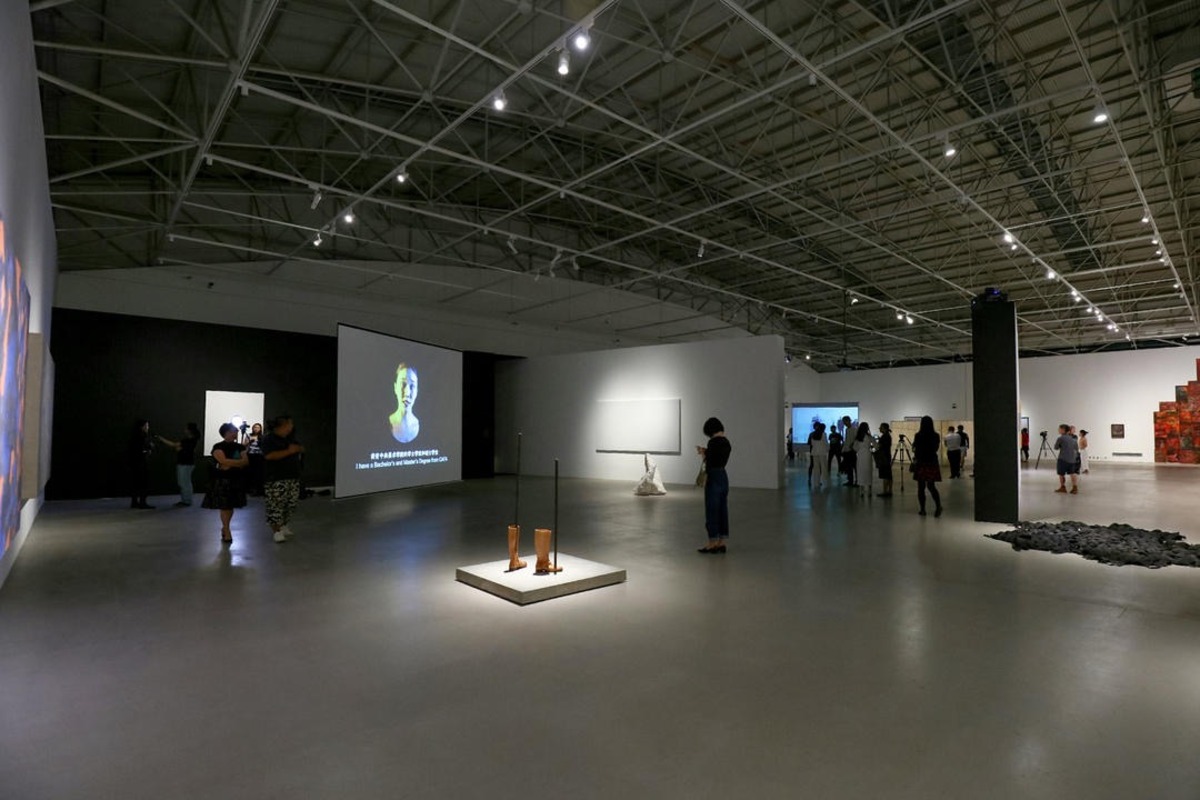 筑中美术馆推出肖鲁、赵银鸥、曹雨三位女性艺术家作品展“HER KIND 创”