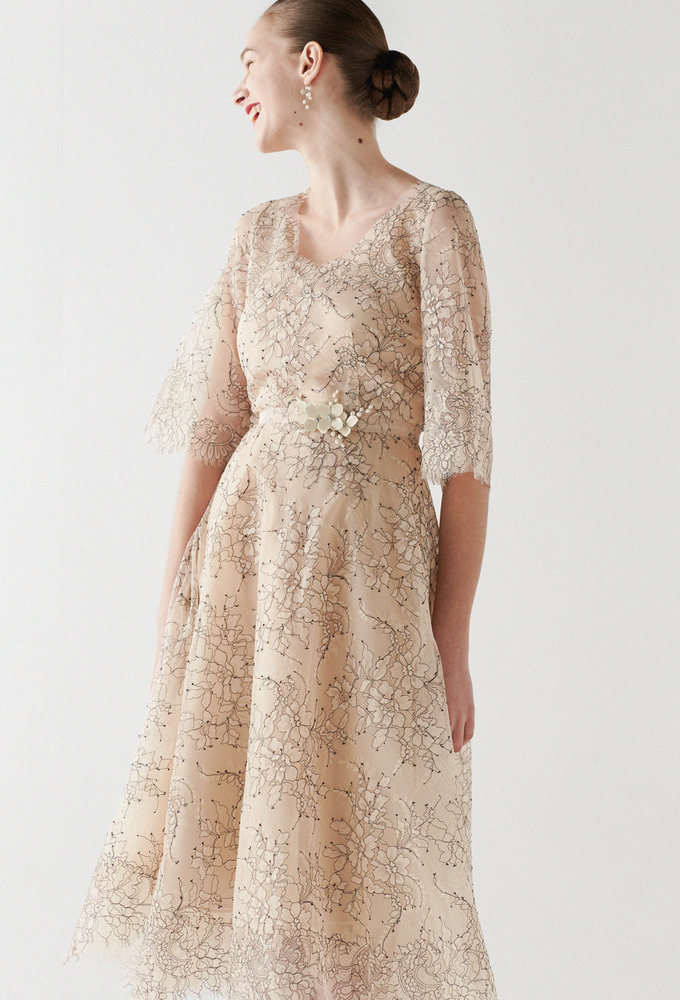 轻盈棉质双排扣风衣