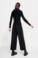 霓彩格纹轻便大衣