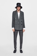 黑色蕾丝连衣裙