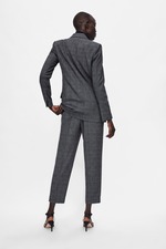 黑色蕾丝连衣裙