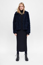 黑色蕾丝连衣裙