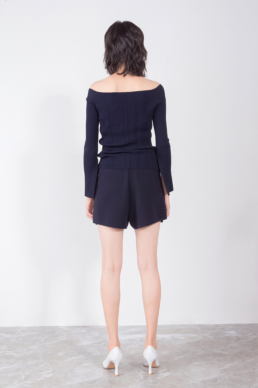 一字领长袖套头衫-6