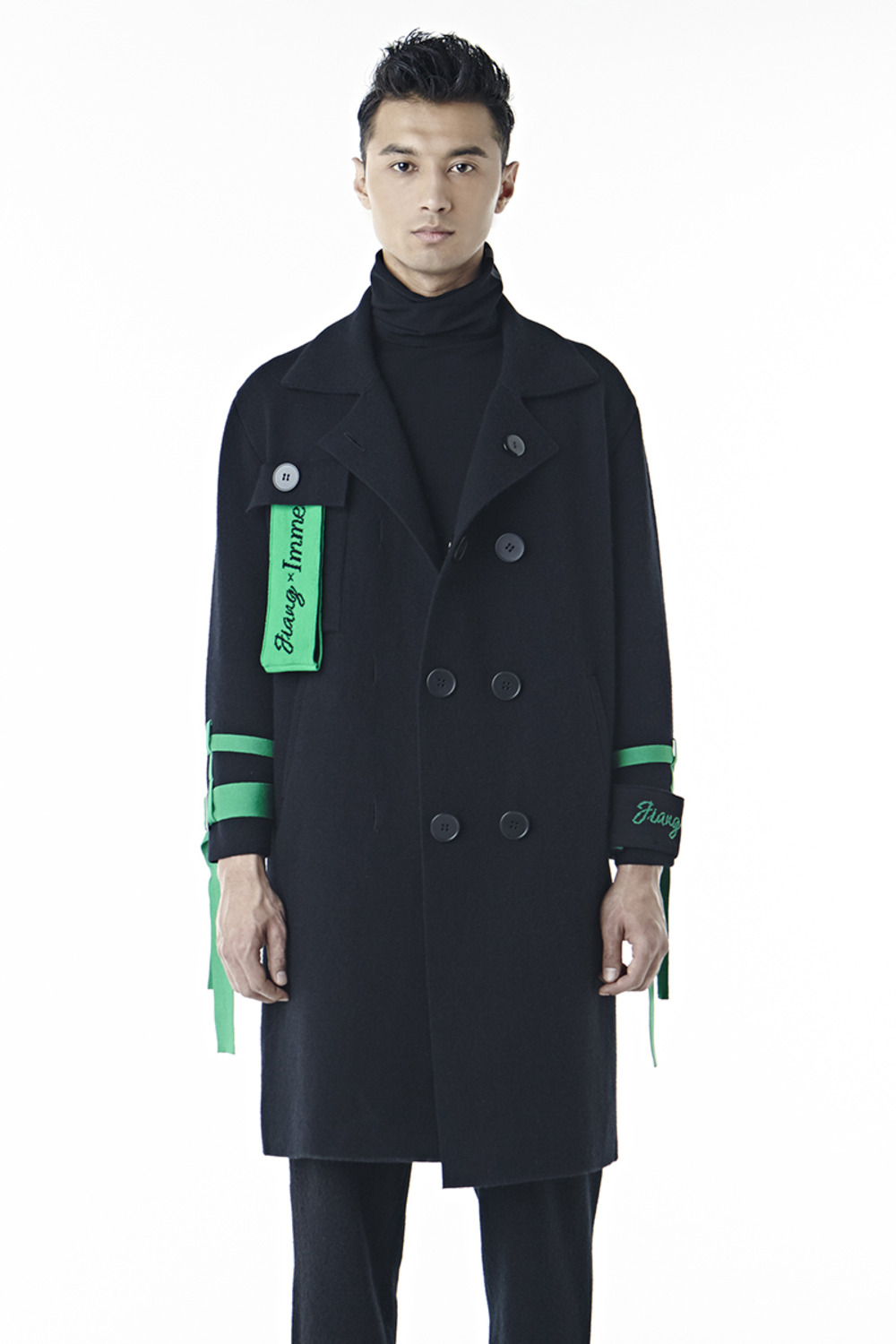 双排扣拼色大衣-5