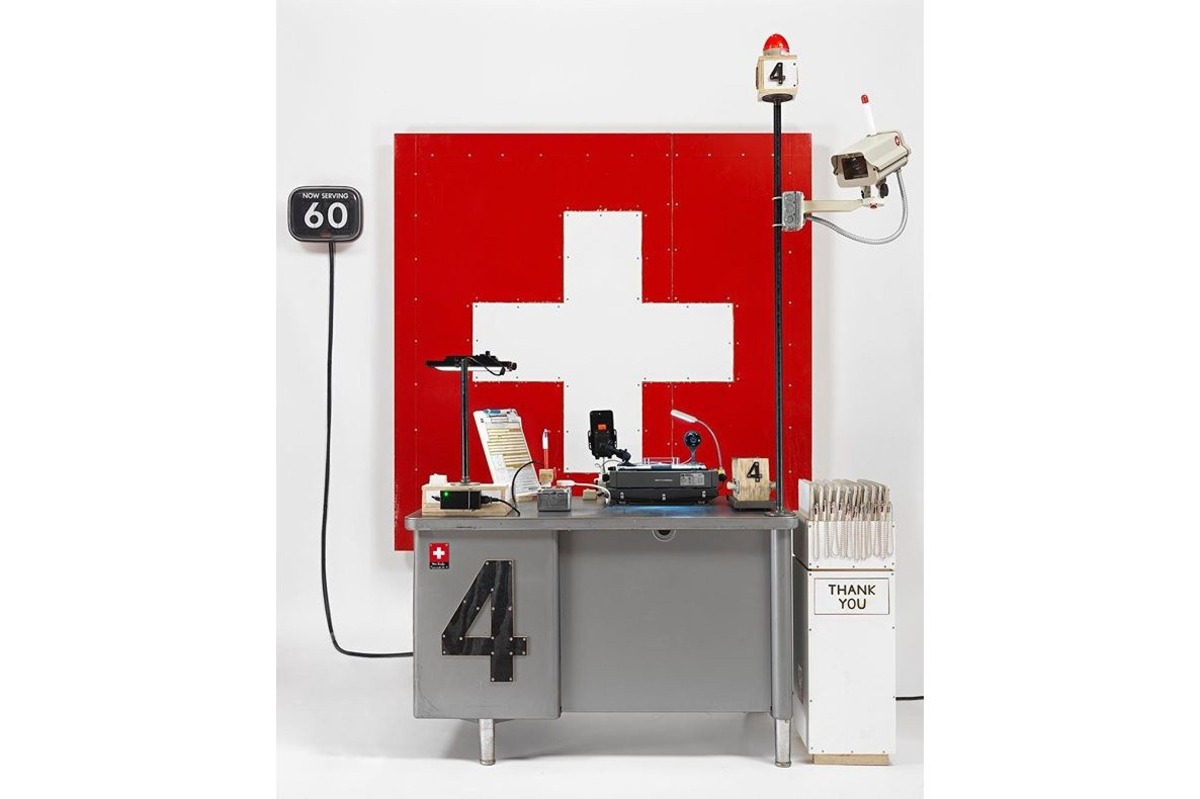 Tom Sachs 全新展览「Swiss Passport Office」将于 2018 伦敦 Frieze 展出