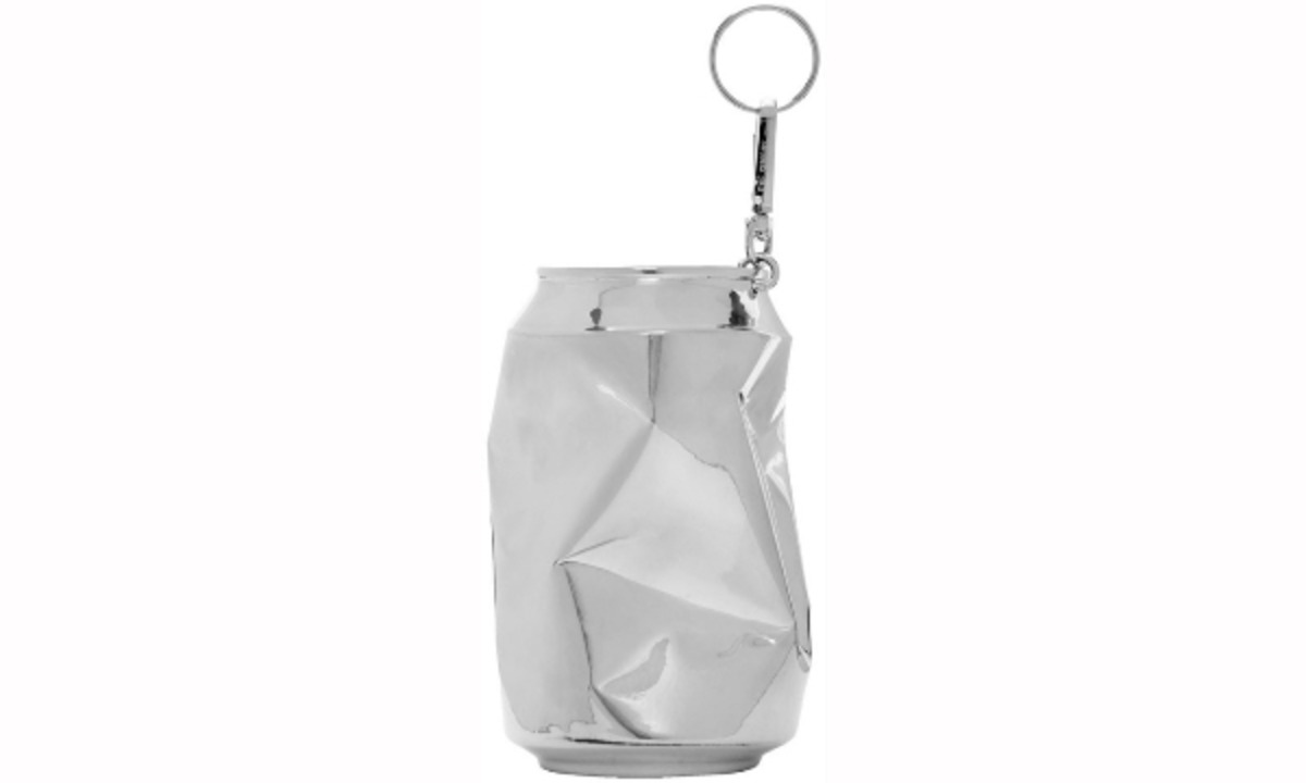 Raf Simons 发布易拉罐造型钥匙扣