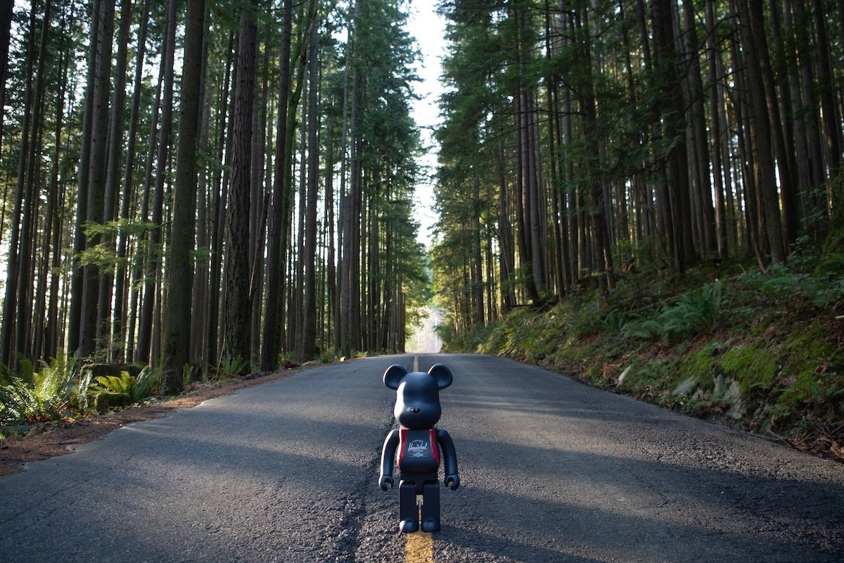 Herschel Supply x Medicom Toy BE@RBRICK 首个联名系列