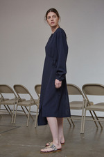 黑色蕾丝连衣裙