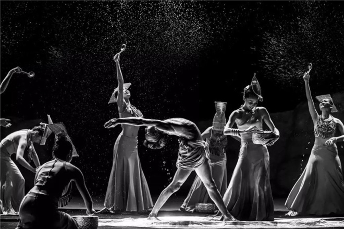 阳东霖舞台艺术作品集