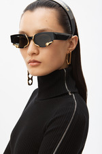 亮片短版连衣裙