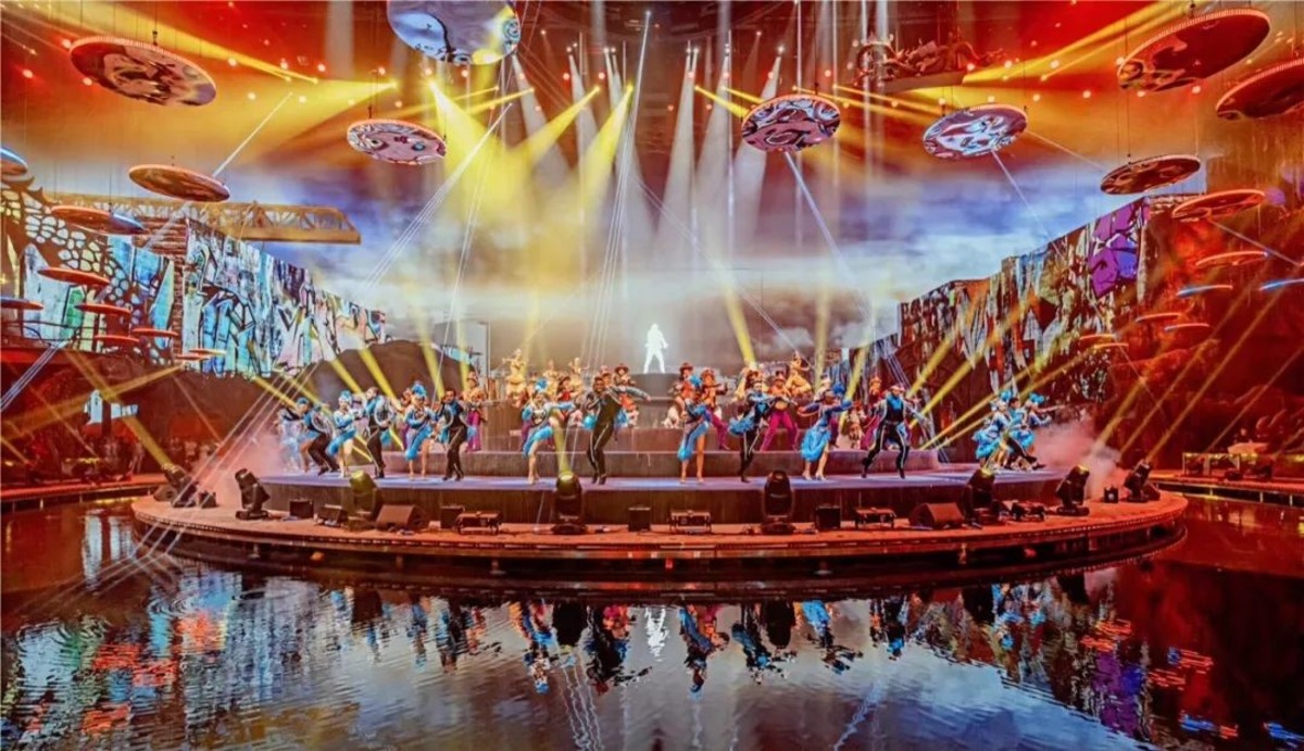 近千服装造型!云庐设计 × 龙秀 | 珠海长隆上演世界级魔幻大秀