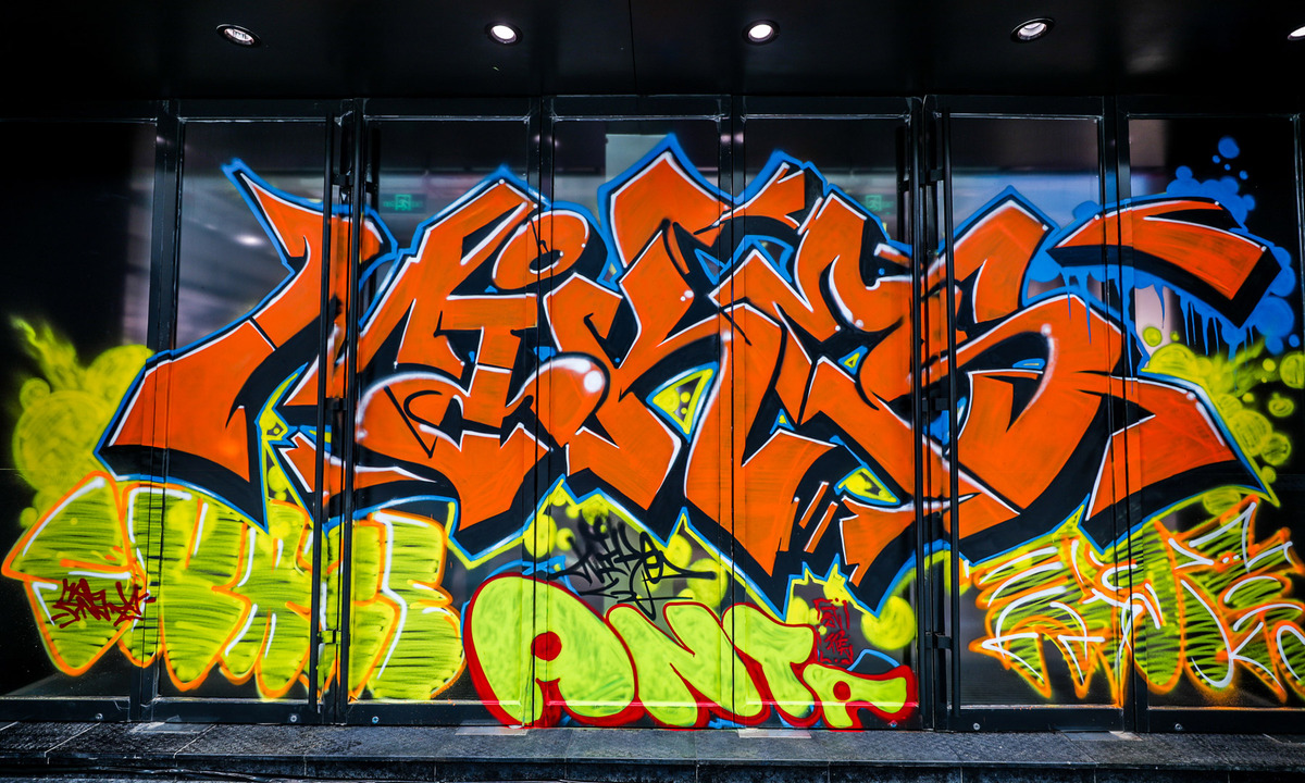 召唤涂鸦 Style War,安踏携手鼻祖级涂鸦大师 Stash 献礼青年系列