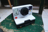 哈哈哈哈哈，宝丽来公司新出的onestep2相机到底好用吗？