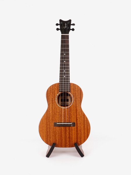 romero grand tenor mahogany