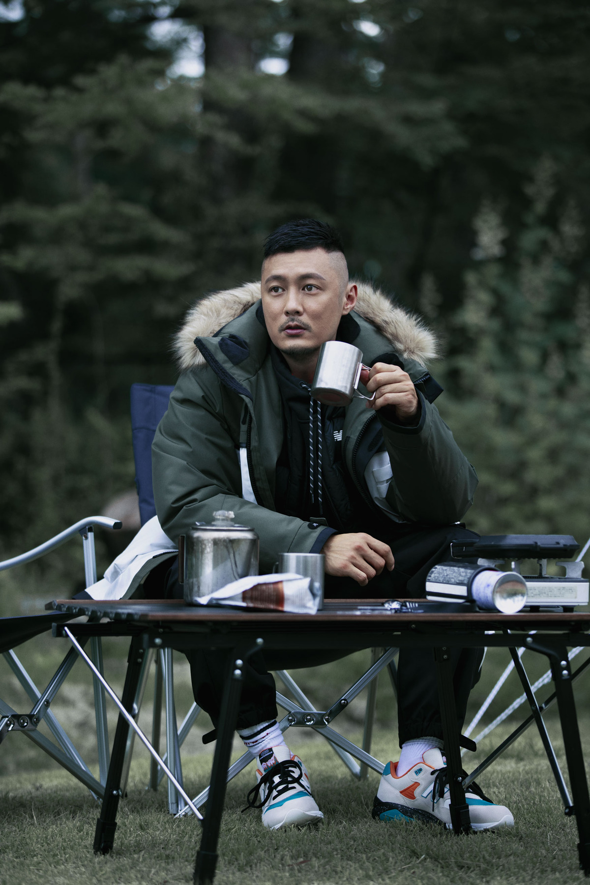 打造冬日型搭，New Balance 全新羽绒服系列释出