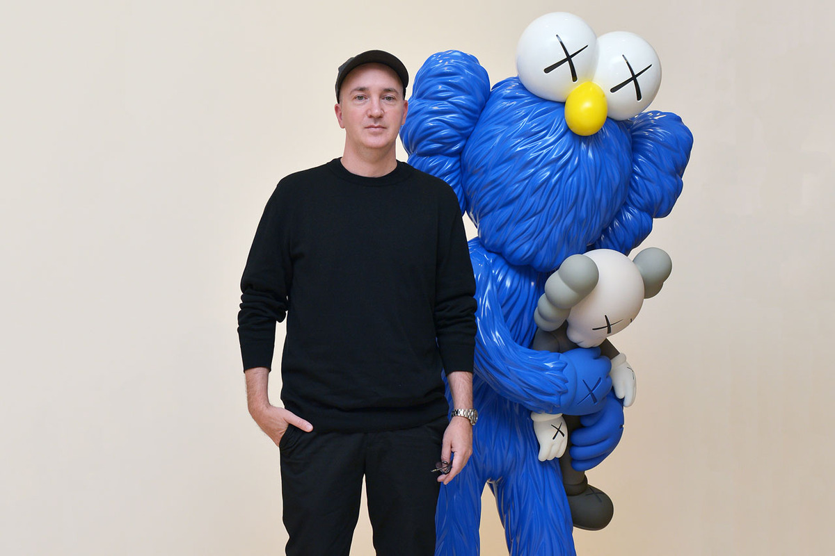 KAWS 斥资 $1,700 万美元扩张全新工作室