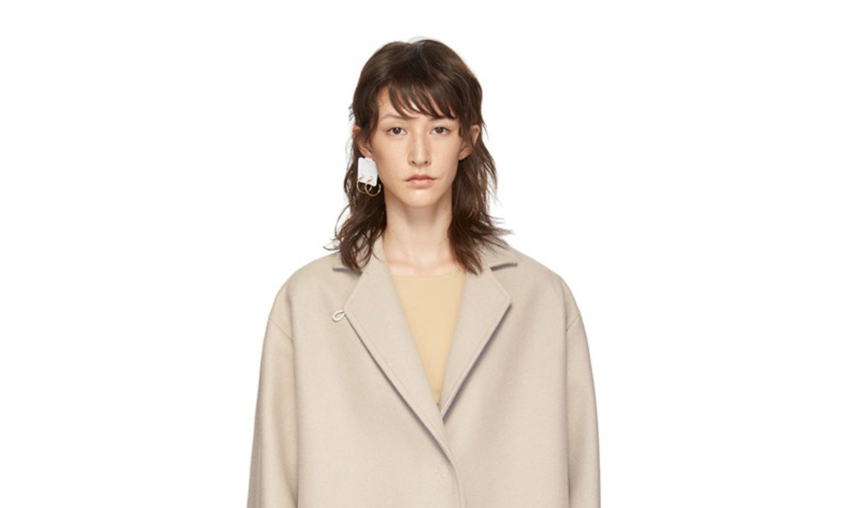 连着卡纸一起戴?MM6 Maison Margiela 耳饰发售