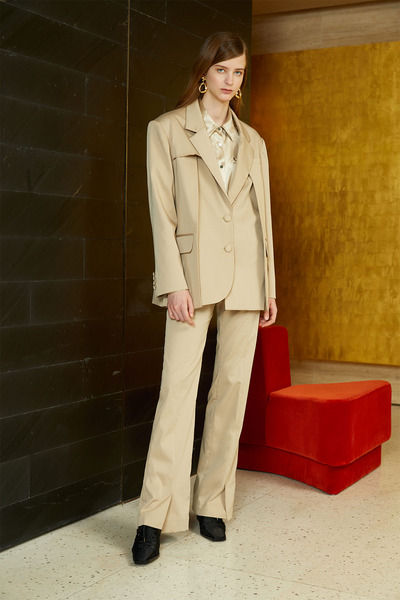 卡其色开衩直筒裤