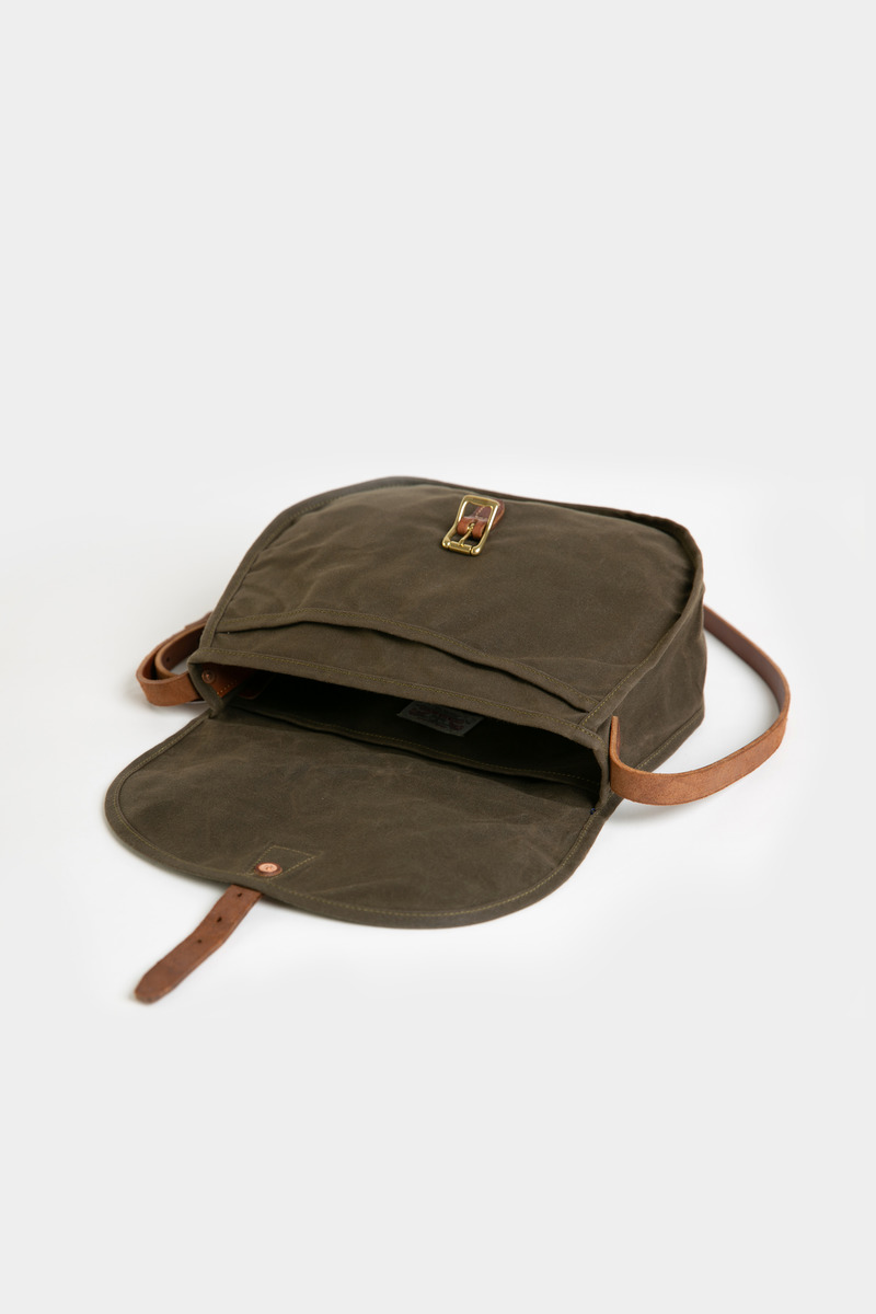 Handcrafted leather canvas saddlebag-3