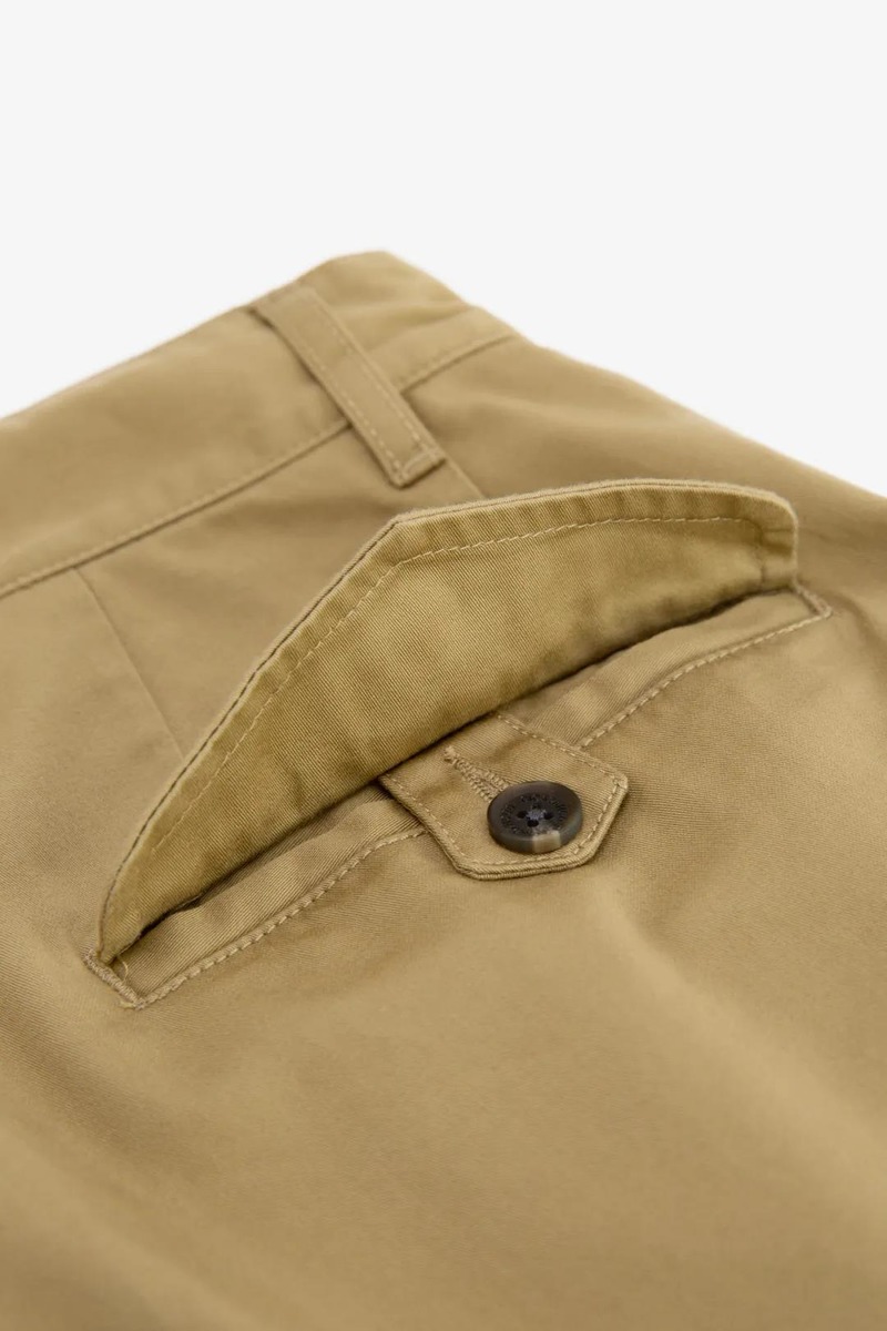 Japanese Cotton Twill Bermuda Chino Shorts, unisex(khaki)-2