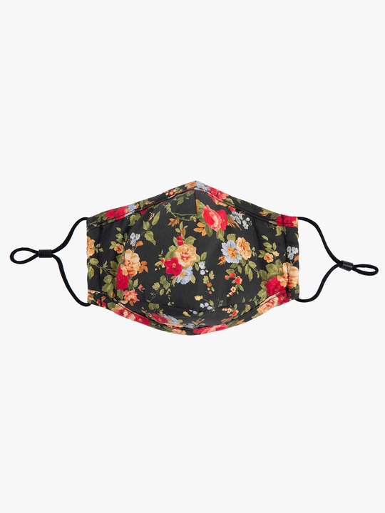 TRIPLE-LAYERED PROTECTIVE BANDANA PRINT FACE MASK
