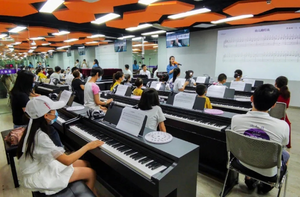 帅巴赫 8月2日 第二期儿童成人混合钢琴体验课  (零基础)如期而至......