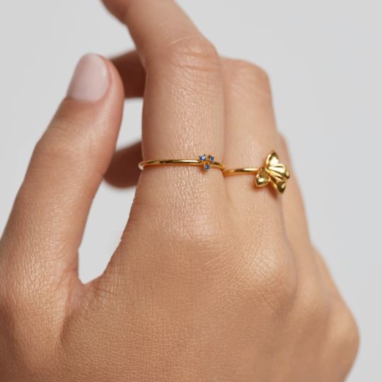 ESHA GOLD EARRINGS