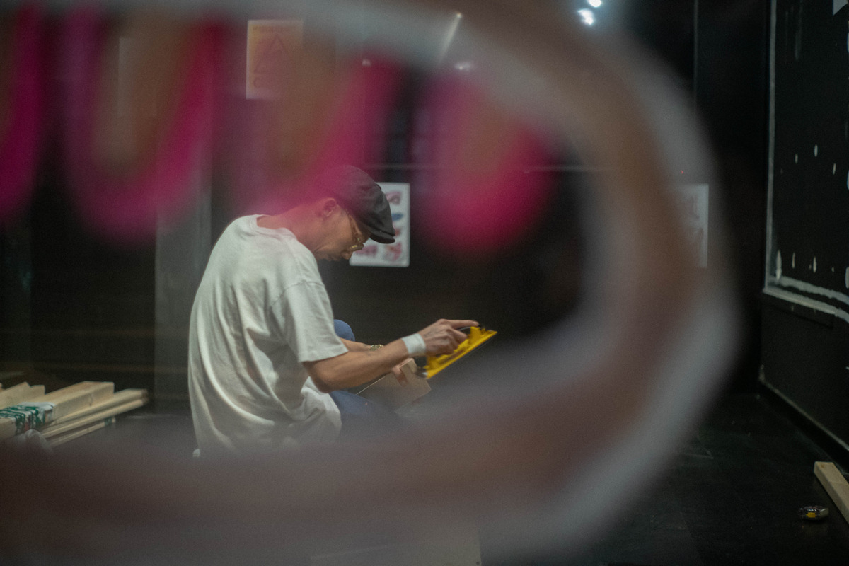 艺术家奶粉 zhou 个展「NO BULL, NO SHIT」在上海 ANOMALY 举办