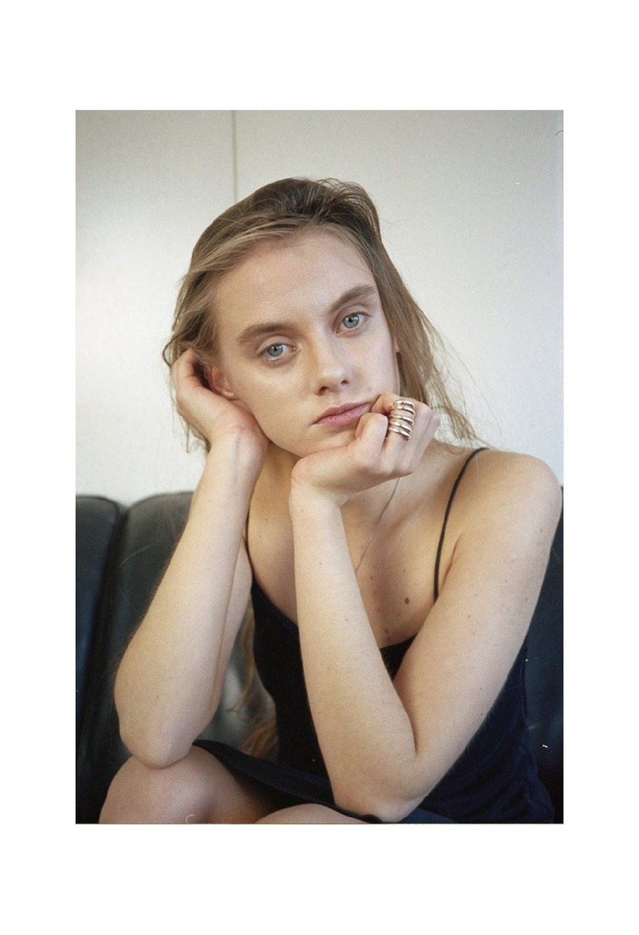 手工扣饰刺绣外套-2