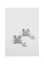 手工扣饰刺绣外套