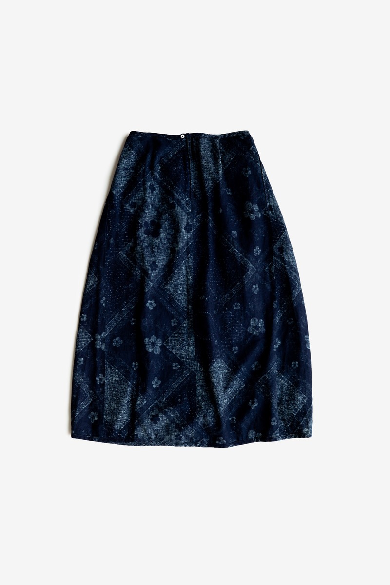 Indigo Discharging Print Lantern skirt-3