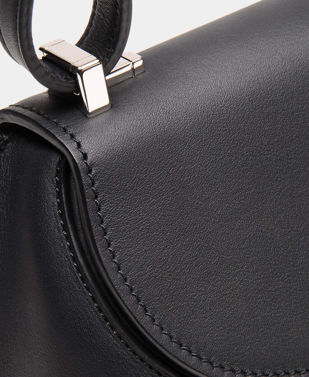 黑色迷你包包-3