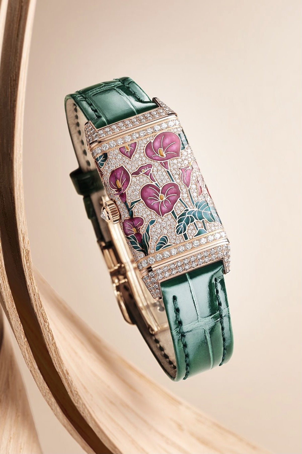 重磅新品，积家发布全新 Reverso 系列腕表