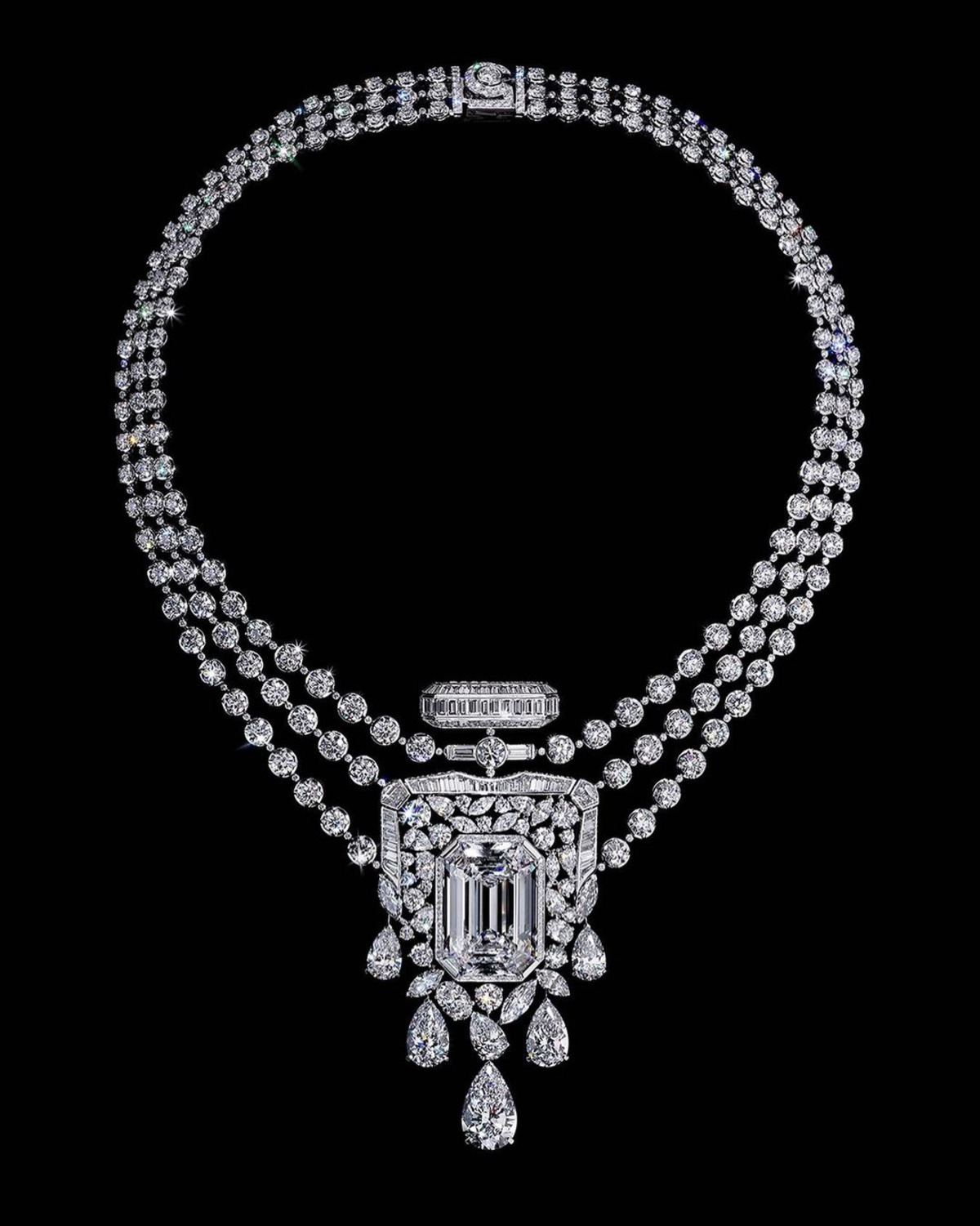 纪念 N°5 诞生百年，CHANEL 打造 55.55 克拉钻石项链