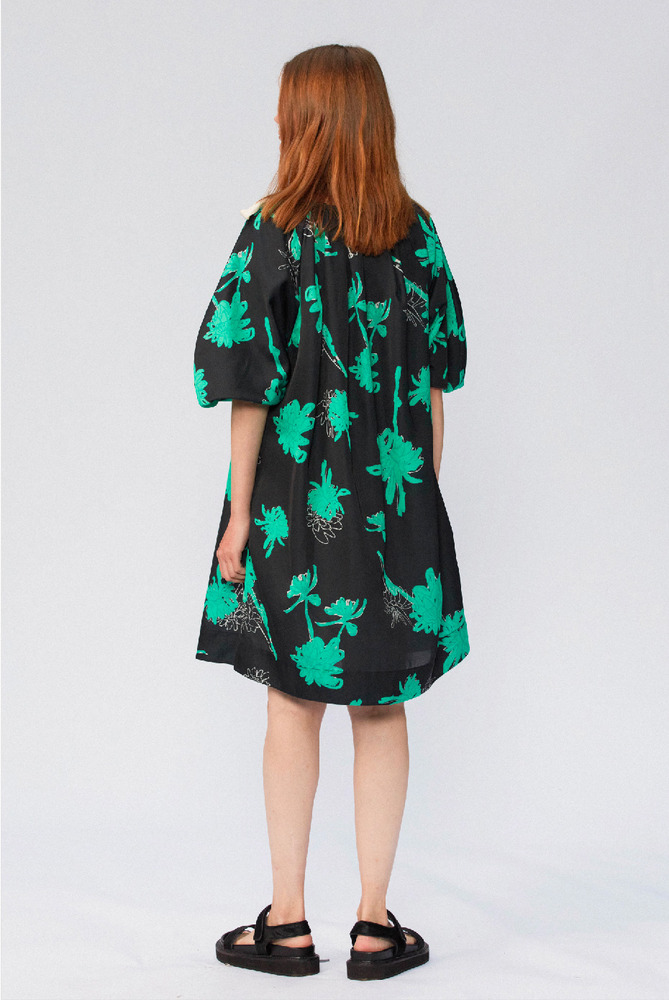 不对称解构吊带连衣裙