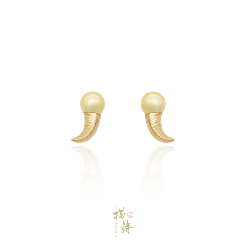 预售-“牛”转乾坤-香槟金珍珠耳钉-18K黄