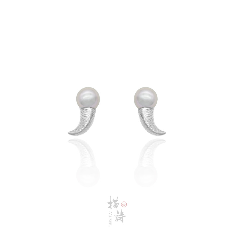 预售-“牛”转乾坤-真多麻珍珠耳钉-18K白